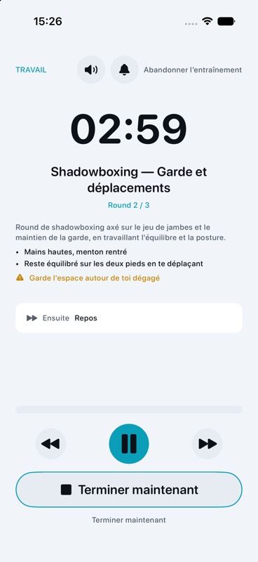 Écran d'entraînement actif de Dee avec minuteur, commandes vocales, conseils et lecture